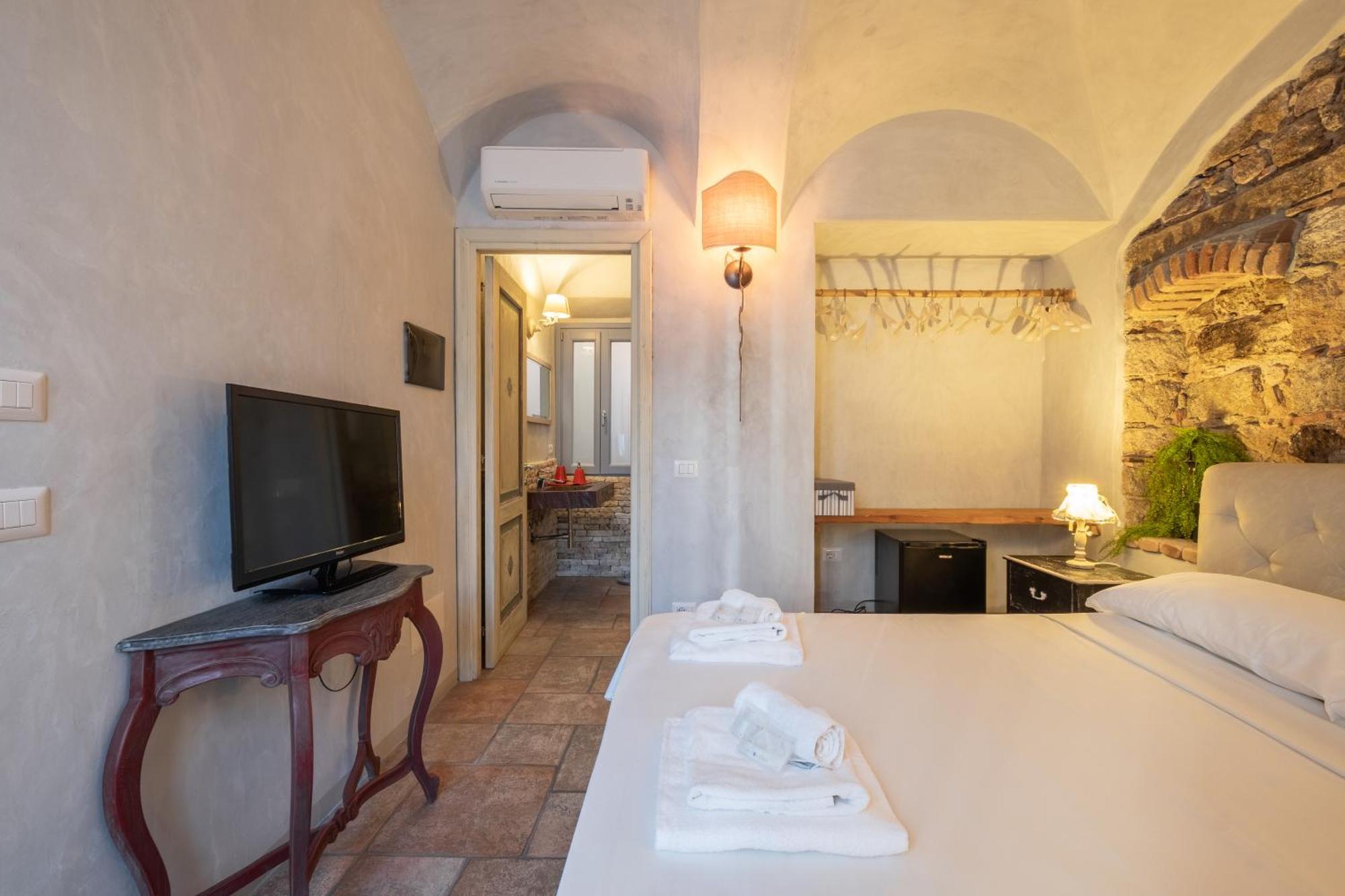Dimoras Dimore Nel Cuore Di Olbia Ngoại thất bức ảnh
