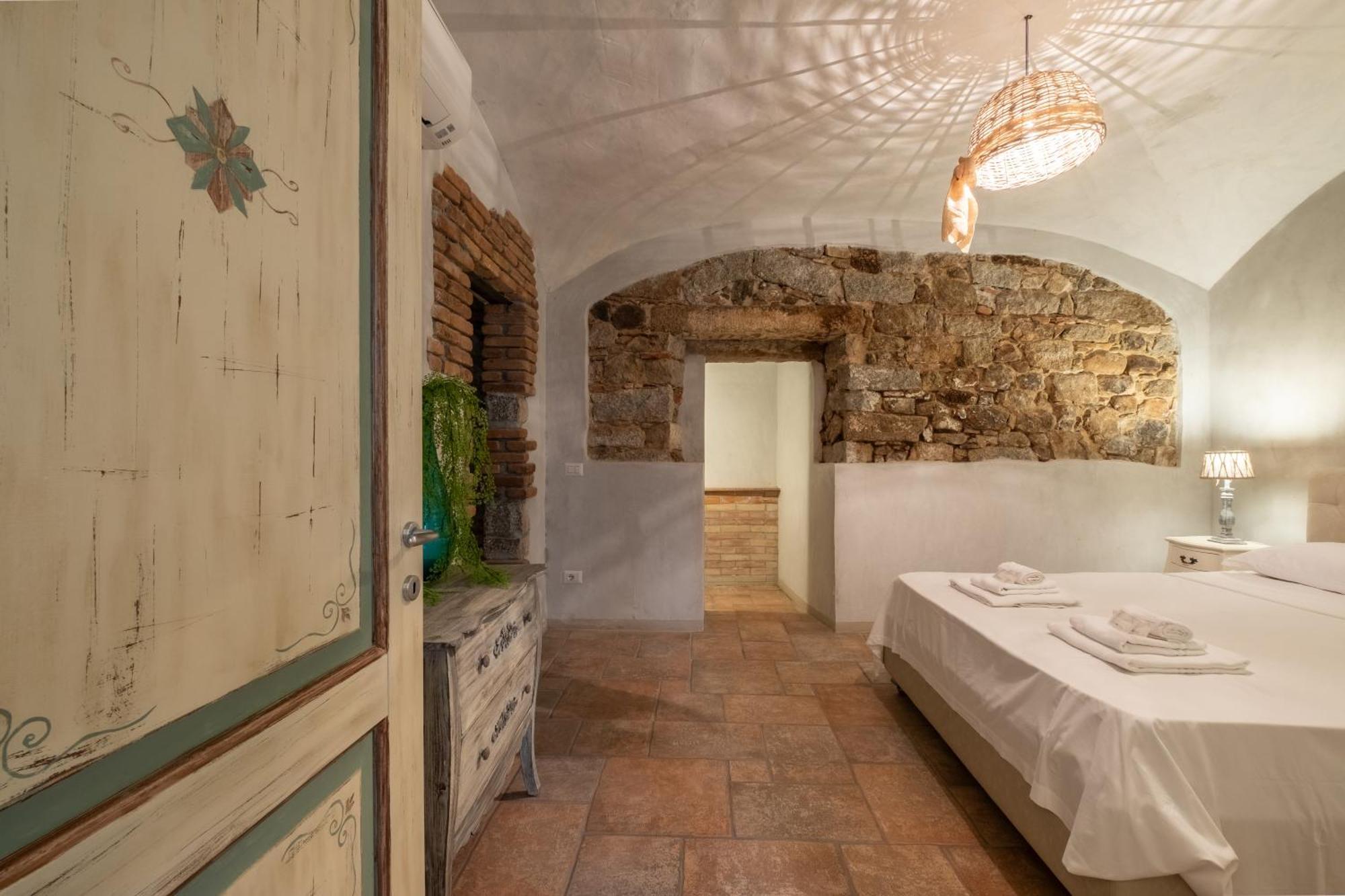 Dimoras Dimore Nel Cuore Di Olbia Ngoại thất bức ảnh